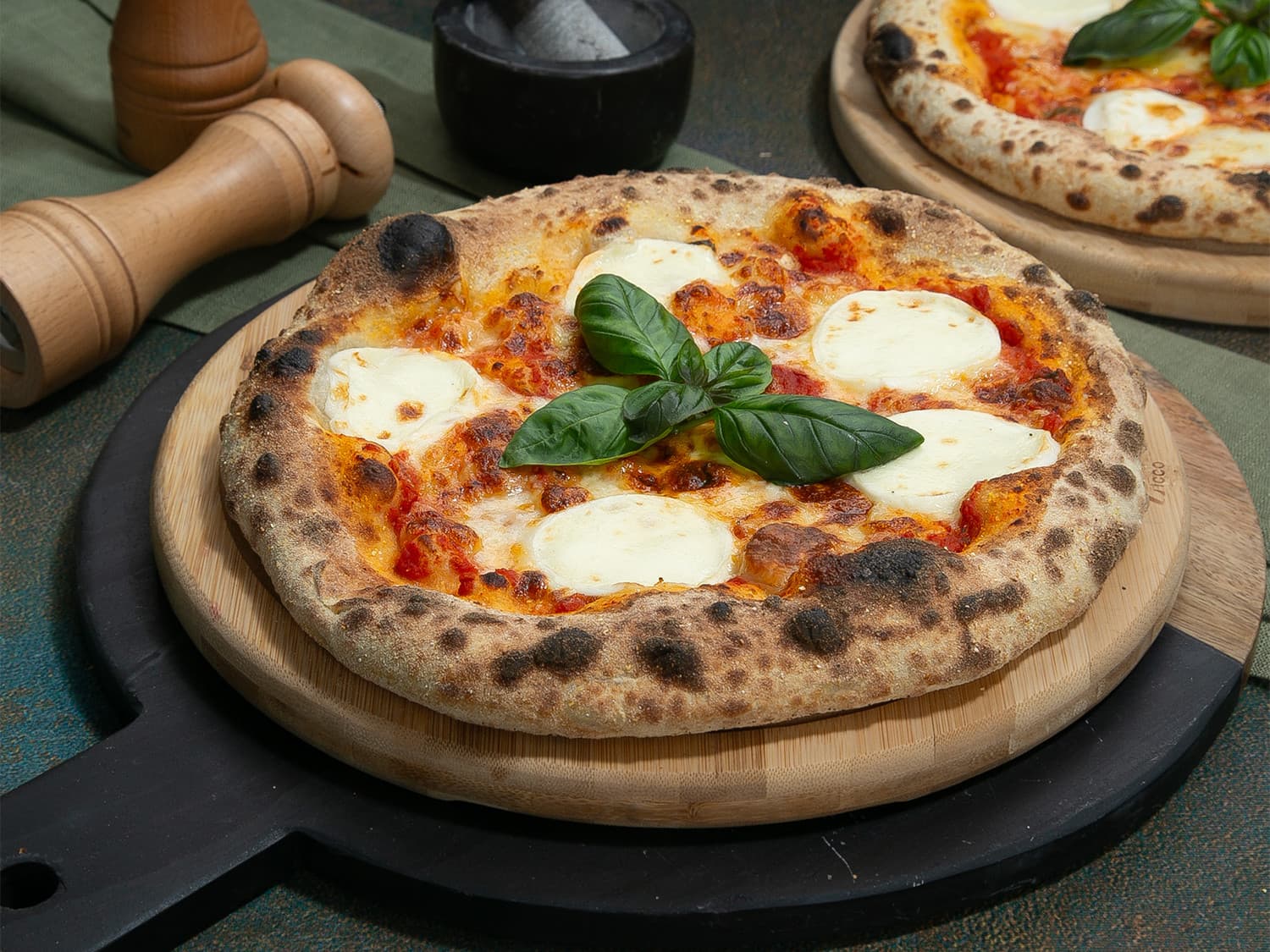 4 Peynirli Pizza