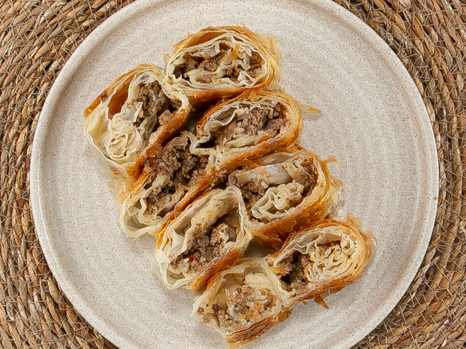 Karaköy Börek Kıymalı