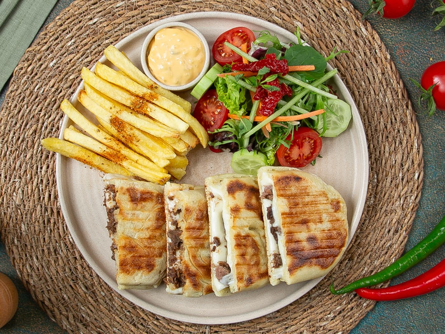 Kavurmalı Bazlama Tost